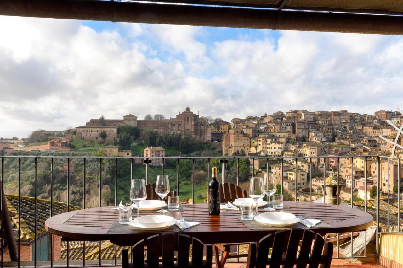 Appartamento Panoramico San Martino 12 シエーナ エクステリア 写真